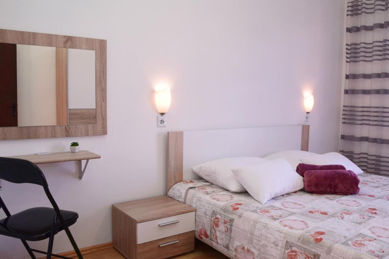 מאלינסקה Apartments Margareta & Ena מראה חיצוני תמונה