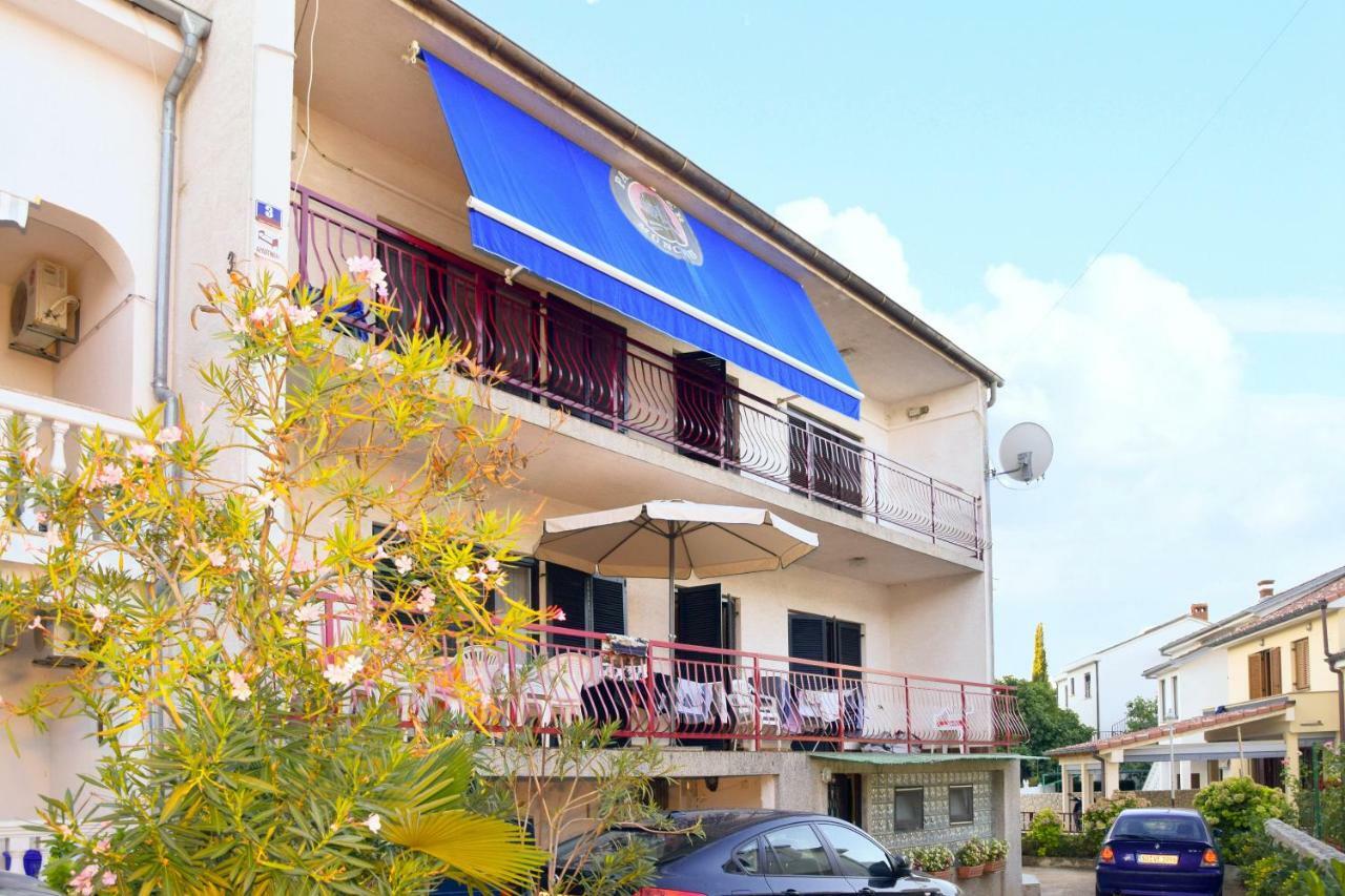מאלינסקה Apartments Margareta & Ena מראה חיצוני תמונה